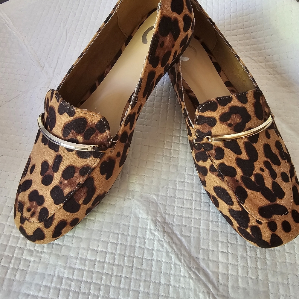 Leopard Print Flats - Picture 4 of 4